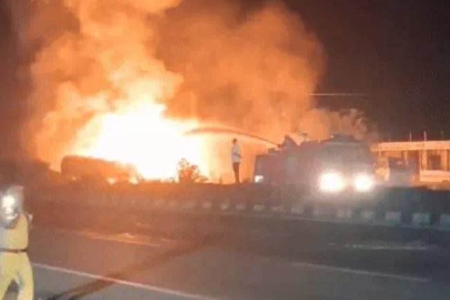 जयपुर-अजमेर हाईवे पर धमाकों के साथ फटे सिलेंडर